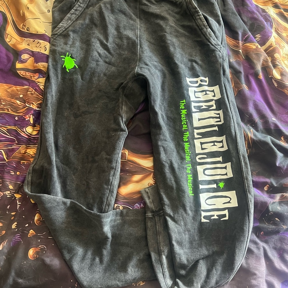 Unisex grey BEETLE JUICE THE MUSICAL JOGGERS/sweatpants